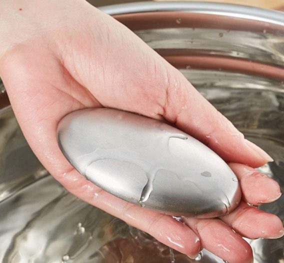I finally understood why my grandfather always held a tablespoon in his hand when cleaning fish