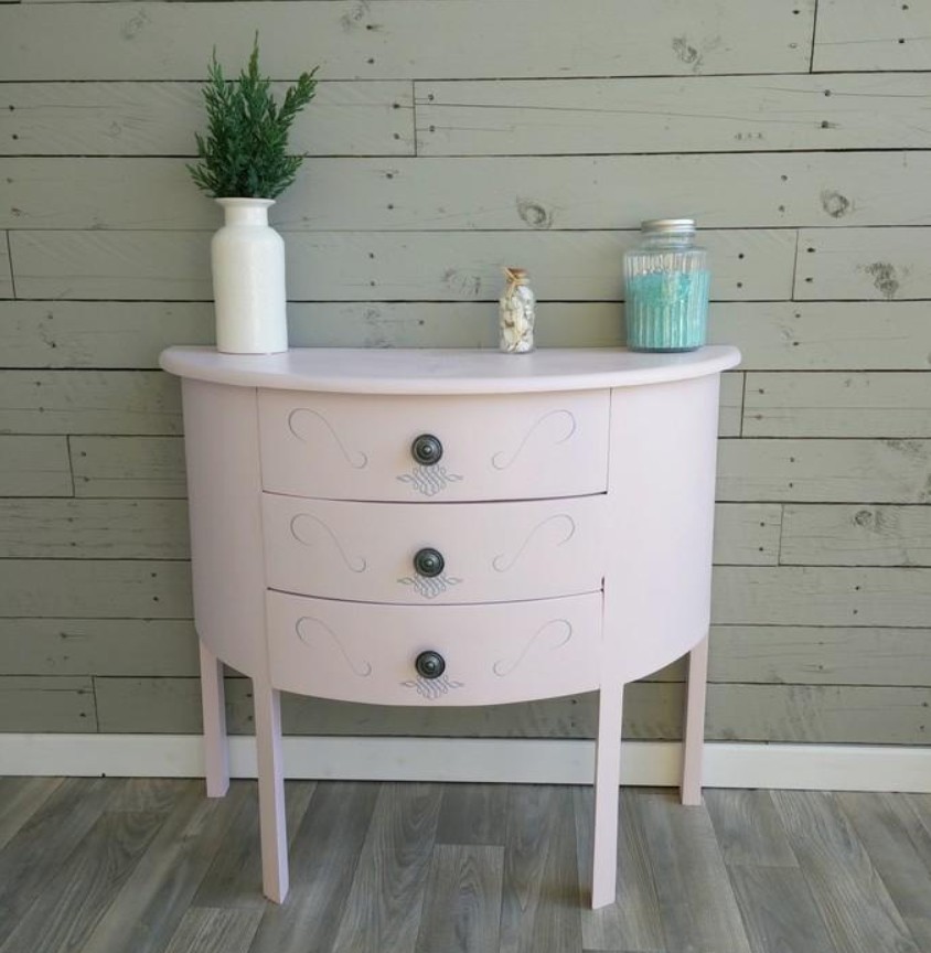 I transformed an old dresser into a modern piece of furniture, and my aunt loved the result