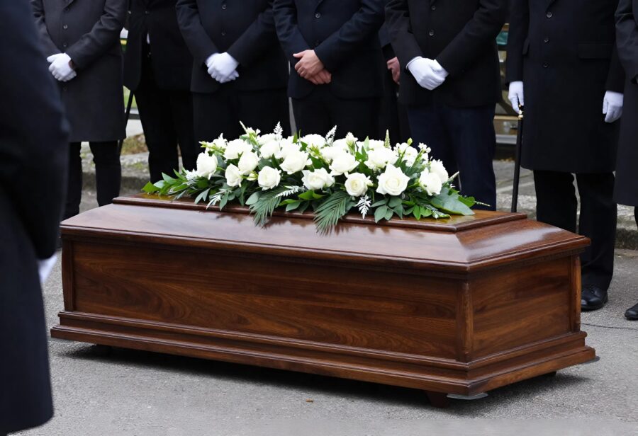 Ten years after the death of my best friend, I received a call from his daughter: what she told me broke my heart