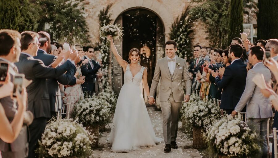 My father disapproved of my decision to marry his driver and even cut ties with me: eight years later, he came to our home and, seeing my son, he turned pale and whispered: “It’s impossible”